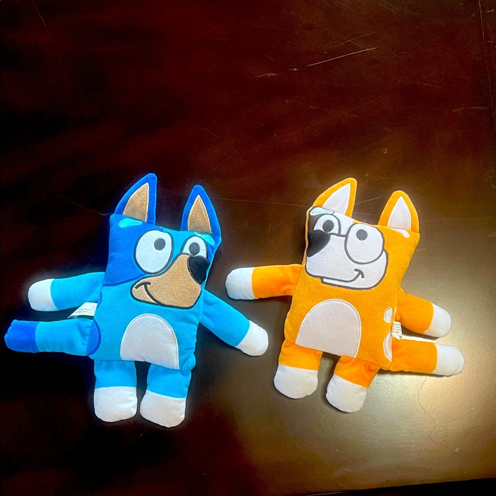 Bluey and Bingo stuffed toys